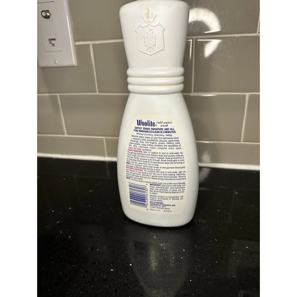Woolite Liquid Cold Water Wash Laundry Detergent No Shrinking 25% full